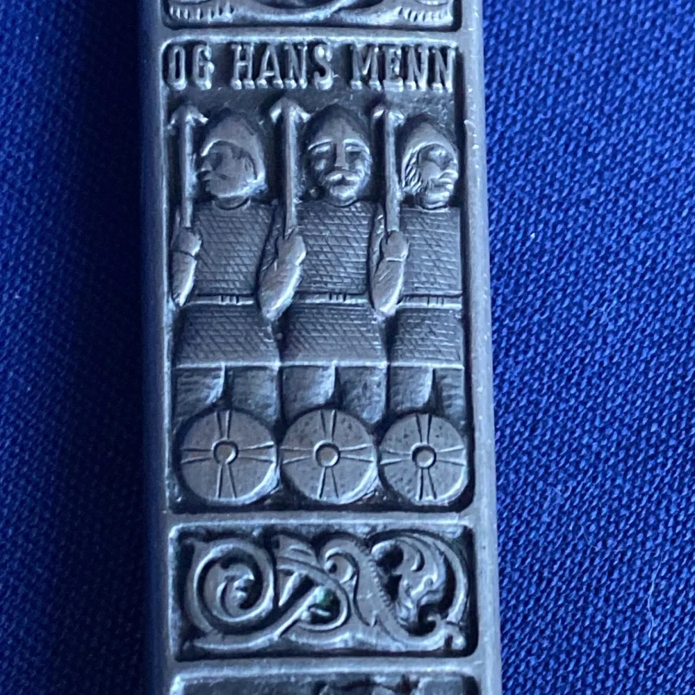 VTG Large Norwegian H.S. Konge Tinn Pewter Salad Servers